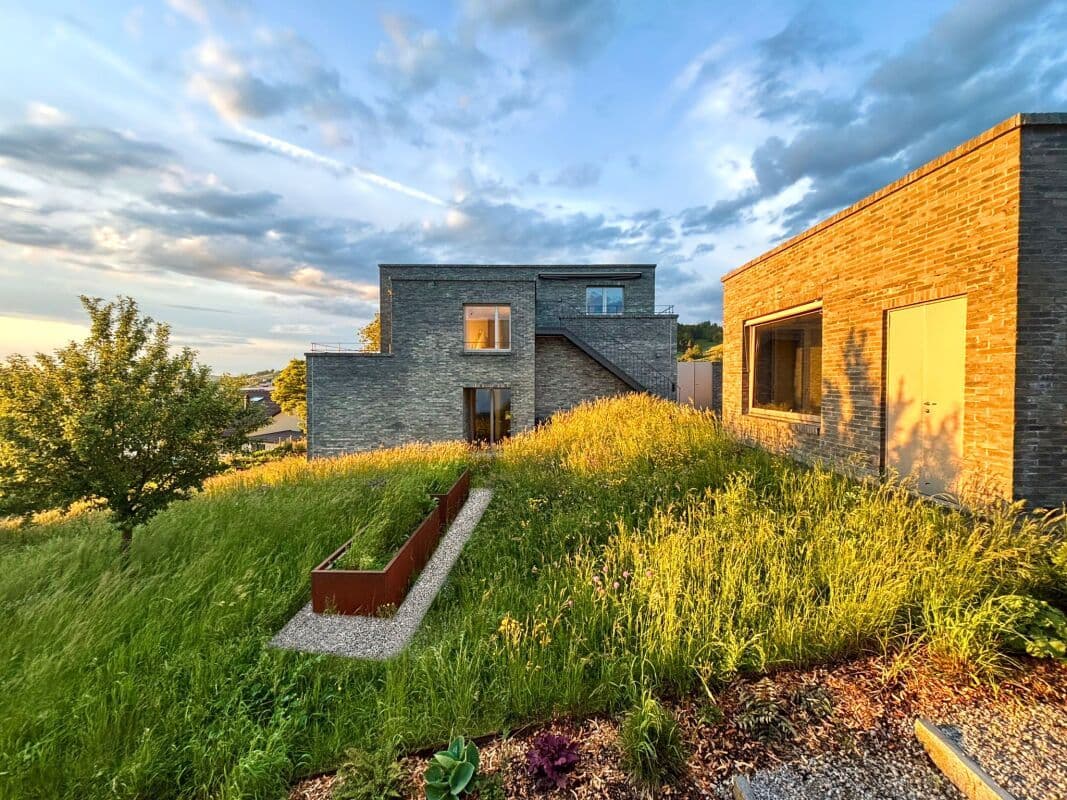 Exklusive Architektenvilla mit Weitblick an ruhiger Hanglage